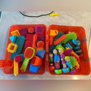 Lakeshore Toddler Bristle Builders